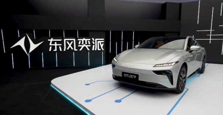 封丘一保险柜里500万现金被盗 因太重窃贼只拿一半