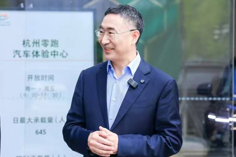 仅葬马头不葬马身 叶县楚墓葬俗奇异